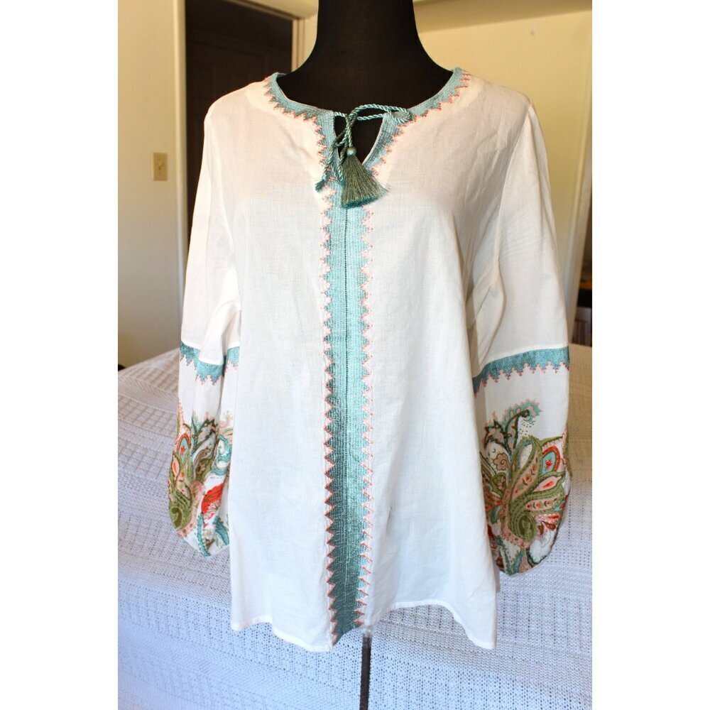 Chicos Floral Embroidered Women's Top Paisley Cotton Summer Travel Size Small?